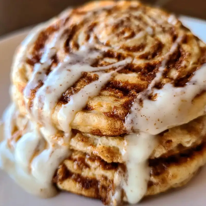 Fluffy Cinnamon Roll Pancakes: Delicious Recipe